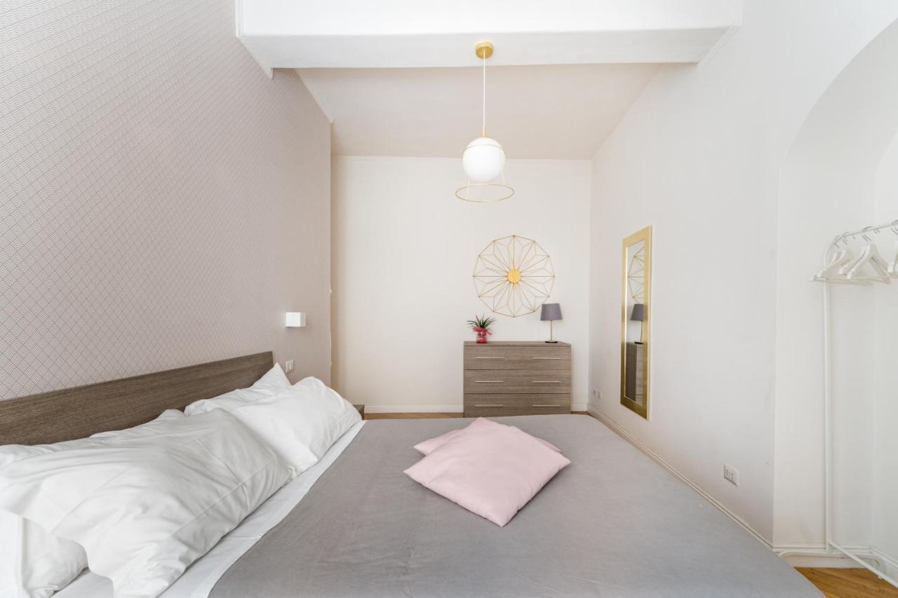Famm Apartments - Charming And Cozy Flat At Pantheon Rome Buitenkant foto