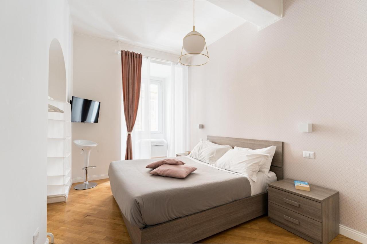 Famm Apartments - Charming And Cozy Flat At Pantheon Rome Buitenkant foto